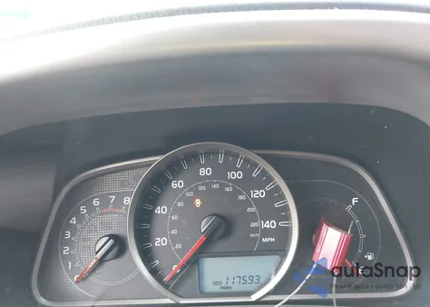 2014 Toyota Rav4 Le z USA, uszkodzony, nr VIN JTMZFREV4EJ006237